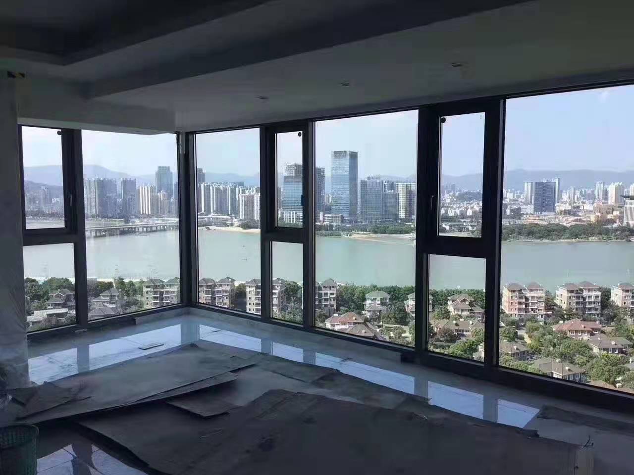 窗