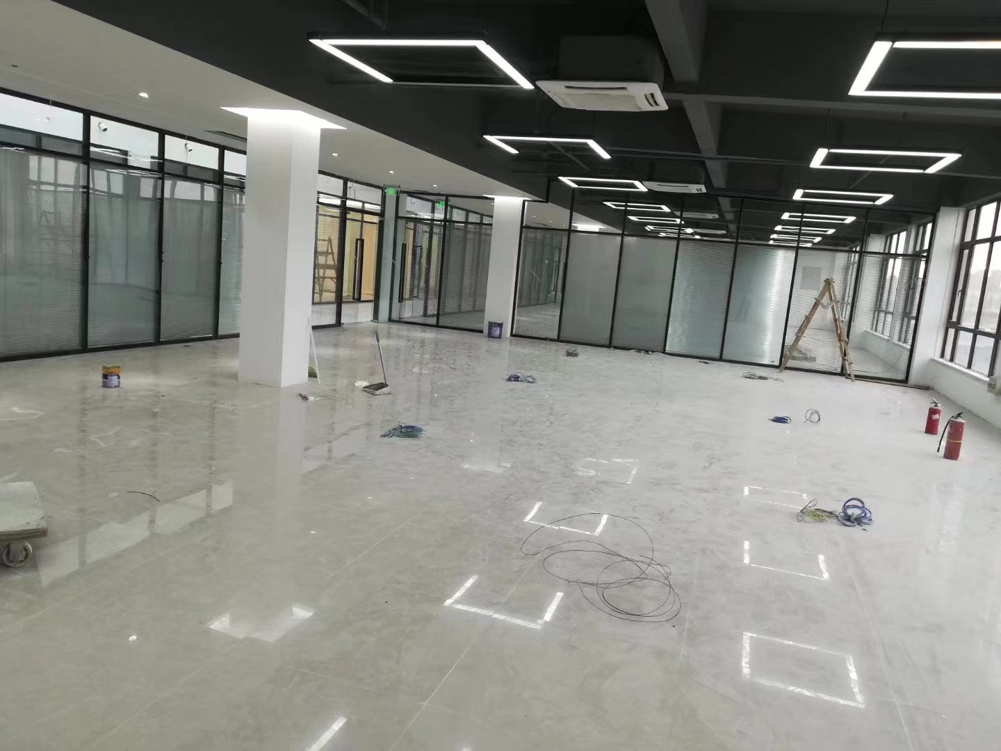 办公室隔断